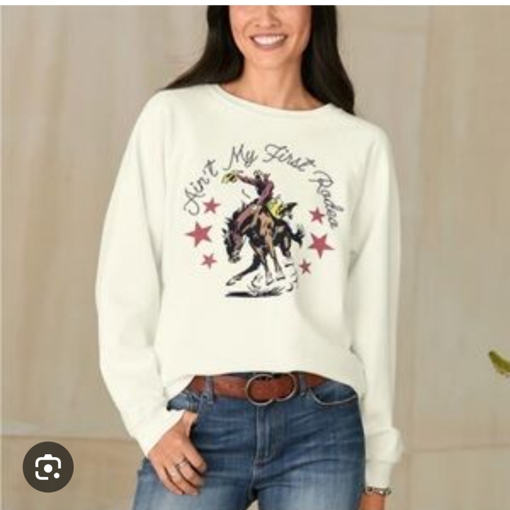 Retro Brand Black Label Women's Graphic Sweater- XXL